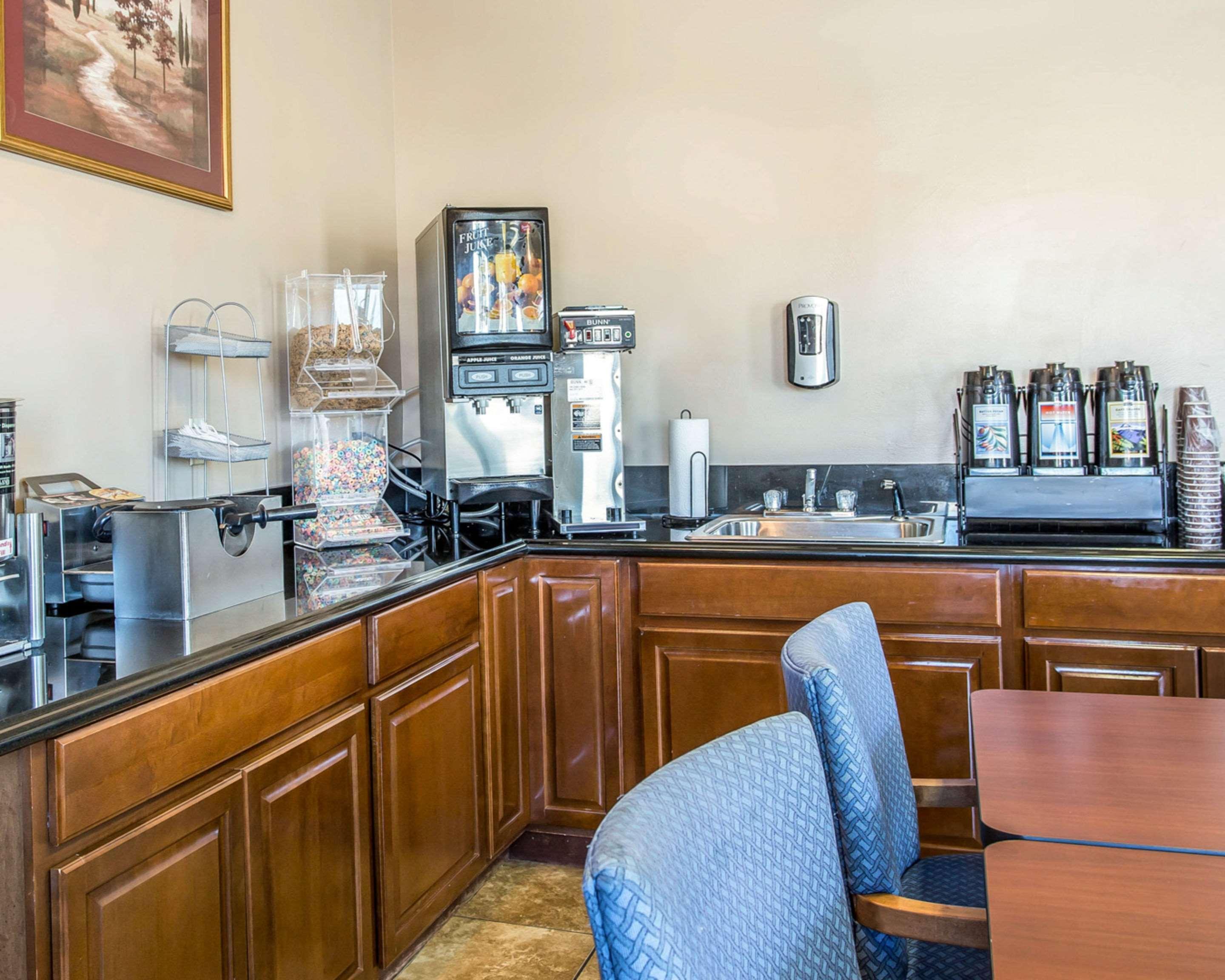Riverton Inn & Suites Riverton Extérieur photo