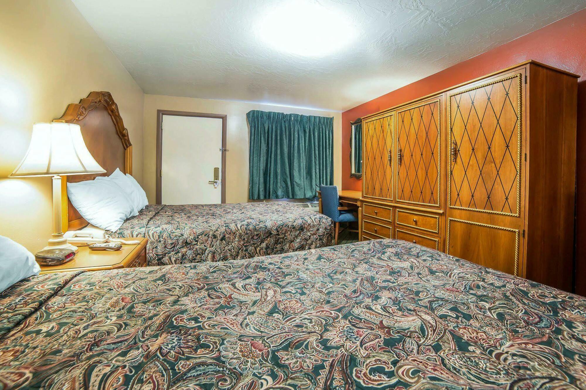 Riverton Inn & Suites Riverton Extérieur photo